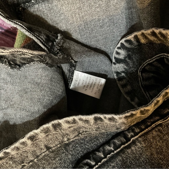 DAVI & DANI Black Denim Jacket with Colorful Sleeves - Picture 5 of 5